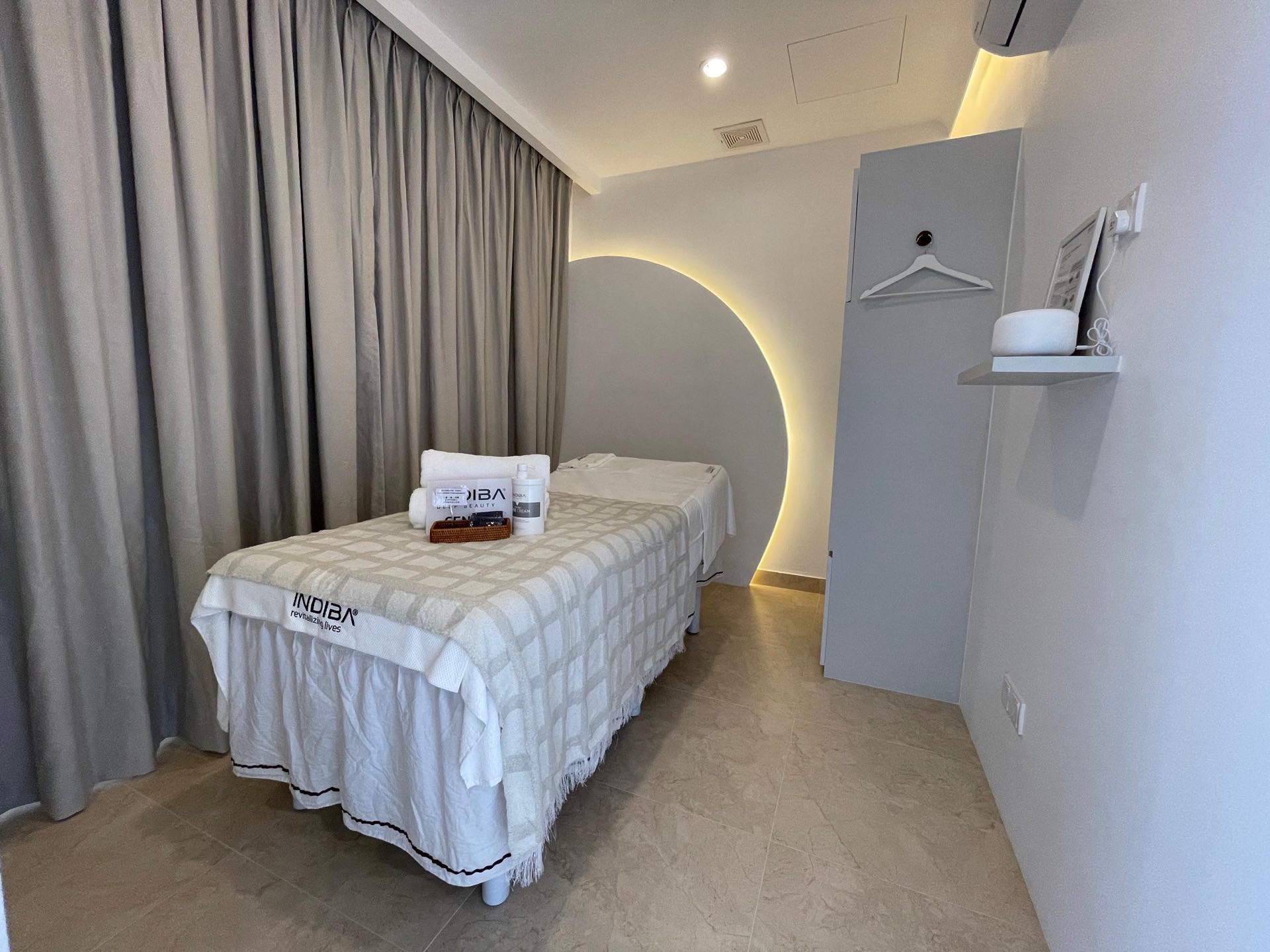 Aesthetic Treatment Room